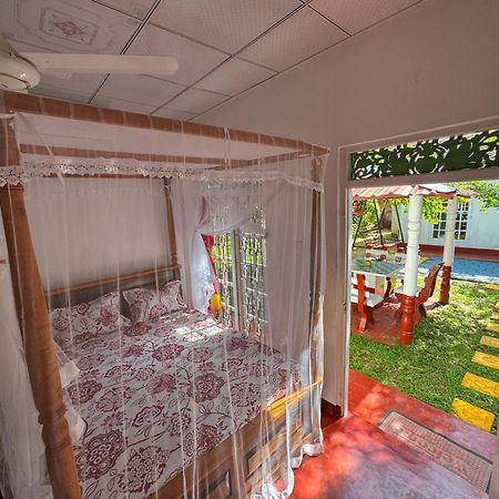 Silvas Surf Home Weligama Luaran gambar