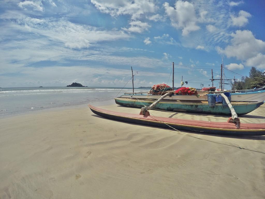 Silvas Surf Home Weligama Luaran gambar
